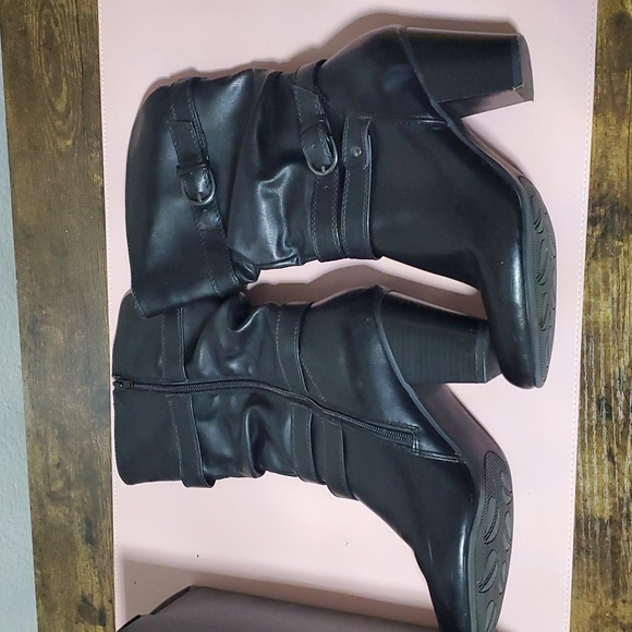 Apt.9 Boots, Woman's Mid Calf Black Boots, Size 9.5 - Picture 2 of 3